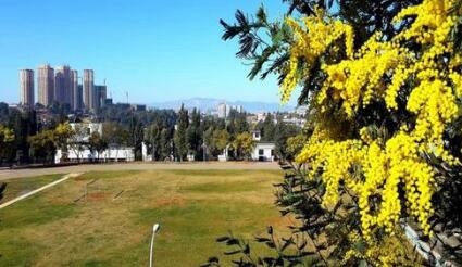 麗江市技工學(xué)校