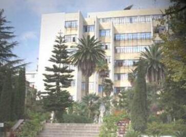 云南醫(yī)學(xué)高等專科學(xué)校