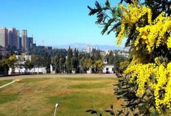 云南省昆明鐵路機(jī)械學(xué)校