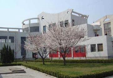 昆明市第二職業(yè)中專學(xué)校