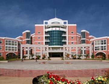 云南財(cái)經(jīng)學(xué)校