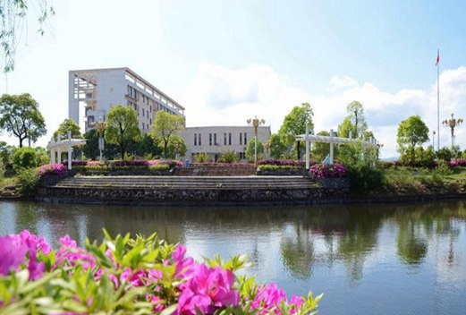 江西工業(yè)貿(mào)易職業(yè)技術(shù)學(xué)院