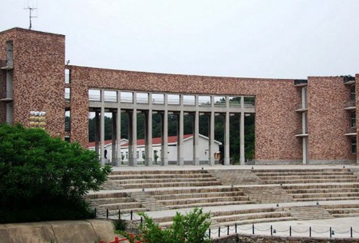 沈陽醫(yī)學(xué)院附屬衛(wèi)生學(xué)校