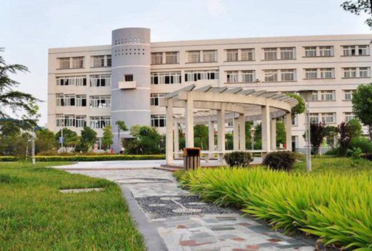 中國醫(yī)科大學(xué)附屬衛(wèi)生學(xué)校