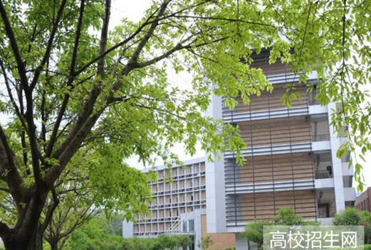 龍巖學(xué)院附屬中學(xué)