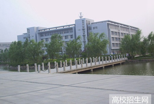 南京信息職業(yè)技術(shù)學(xué)院