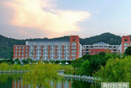 遼寧特殊教育師范高等?？茖W(xué)校（中專部）