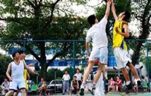 長治市籃球運動學校