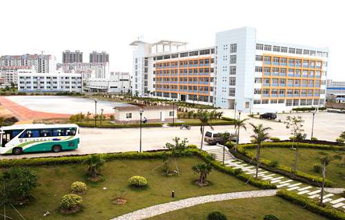 廈門演藝職業(yè)學(xué)院