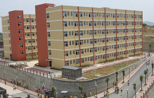 撫順市體育運動學校