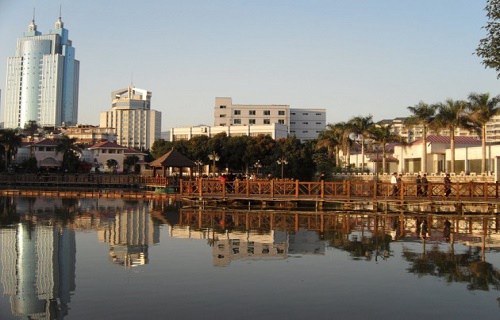 福建廣播電視中等專業(yè)學(xué)校