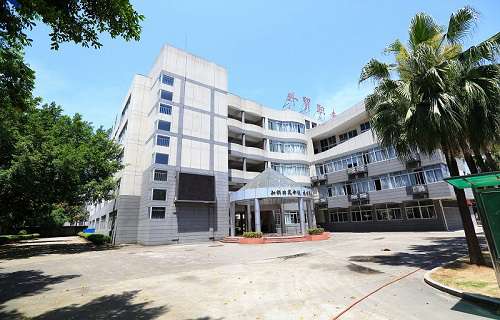 福州對(duì)外貿(mào)易職業(yè)中專學(xué)校