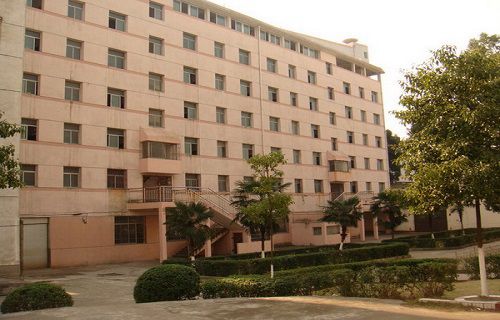 江西輕工業(yè)高級技工學校