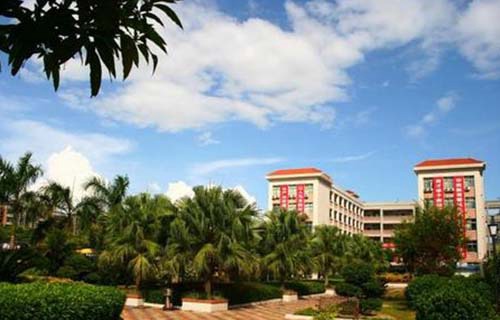 本溪市化學(xué)工業(yè)學(xué)校