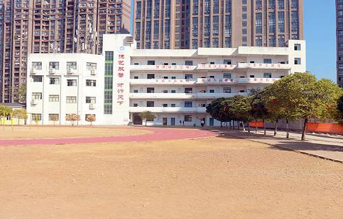 贛州應(yīng)用技術(shù)職業(yè)學(xué)校
