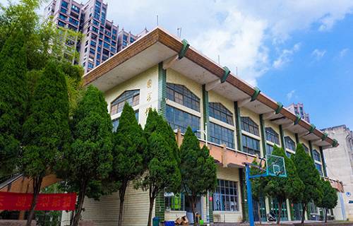 贛州應(yīng)用技術(shù)職業(yè)學(xué)校