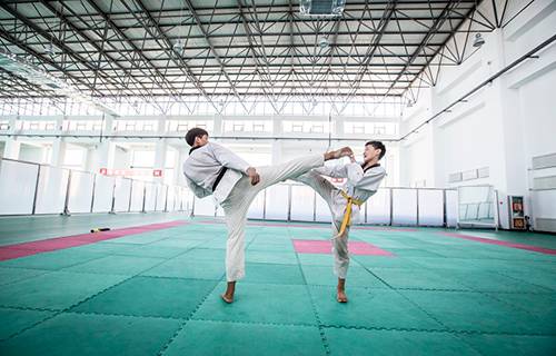 營(yíng)口市體育運(yùn)動(dòng)學(xué)校