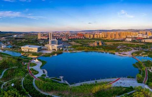 阜新市第一中專