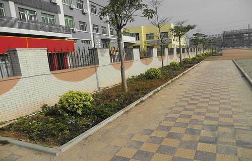 泉州泉中職業(yè)中專學校