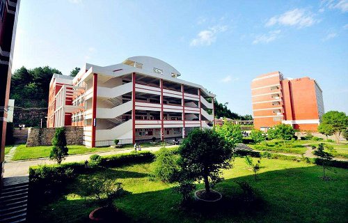 泉州兒童發(fā)展職業(yè)學(xué)院