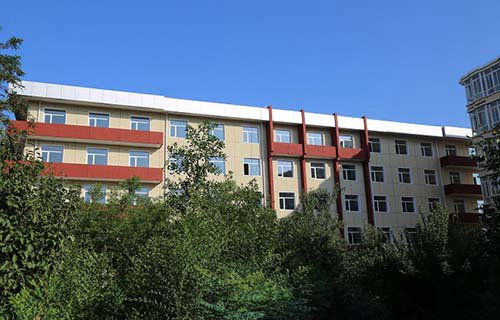 朝陽市財(cái)經(jīng)學(xué)校