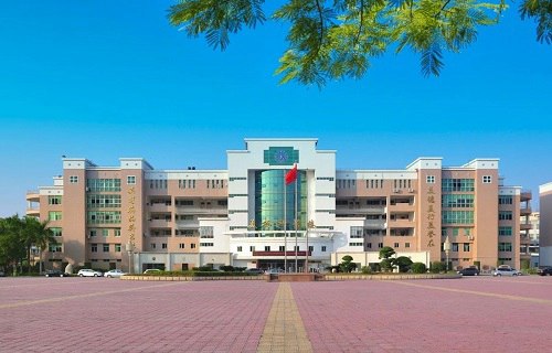晉江華僑職業(yè)中專學(xué)校