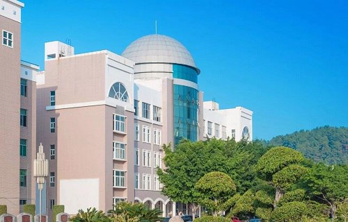 晉江華僑職業(yè)中專學(xué)校