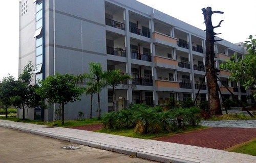 南安財經(jīng)學(xué)校