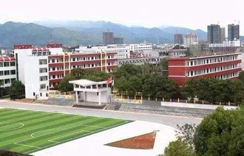 承德現(xiàn)代中等專(zhuān)業(yè)學(xué)校