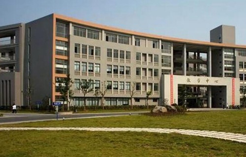 承德現(xiàn)代中等專(zhuān)業(yè)學(xué)校