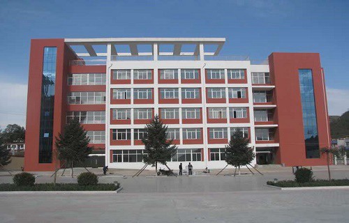 福建省三明工貿(mào)學(xué)校