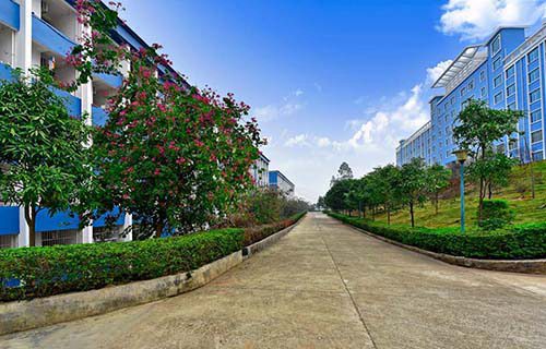 鎮(zhèn)江市丹徒區(qū)職業(yè)技術(shù)教育中心