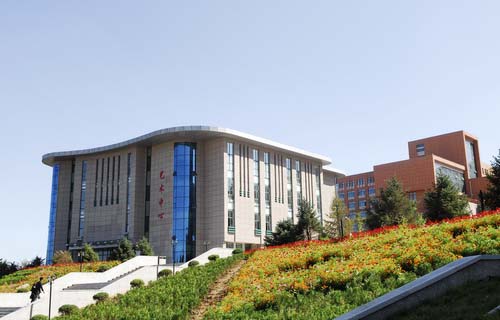 運(yùn)城龍翔工業(yè)技術(shù)學(xué)校