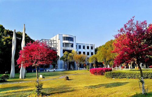 江西青年職業(yè)學(xué)院