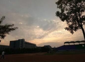 連云港市錦屏職業(yè)中學