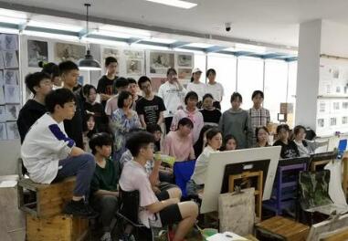 魯迅美術(shù)學(xué)院附屬中專