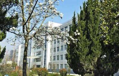 沈陽工業(yè)經(jīng)濟(jì)學(xué)校