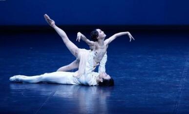 遼寧芭蕾舞團(tuán)附屬芭蕾舞校