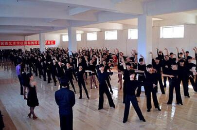 遼寧民族藝術(shù)學(xué)校