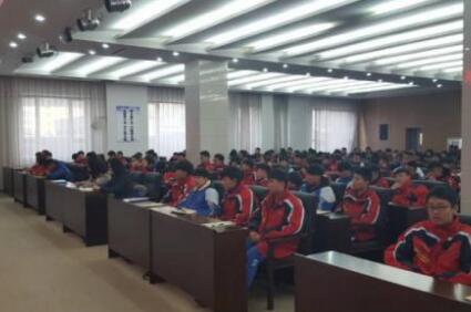 吉林工貿(mào)學(xué)校