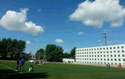 吉林市體育運(yùn)動(dòng)學(xué)校