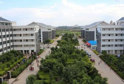 吉林航空工程學校