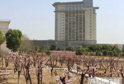 青海畜牧獸醫(yī)職業(yè)技術(shù)學(xué)院