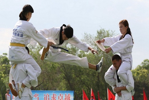 石河子衛(wèi)生學(xué)校