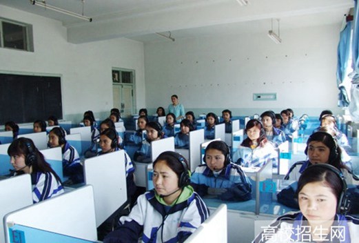 新疆現(xiàn)代職業(yè)技術(shù)學(xué)院