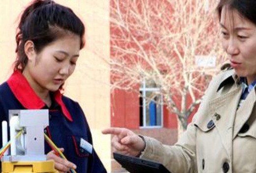 新疆交通職業(yè)技術(shù)學(xué)院