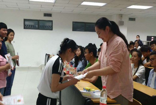 克拉瑪依職業(yè)技術(shù)學(xué)院