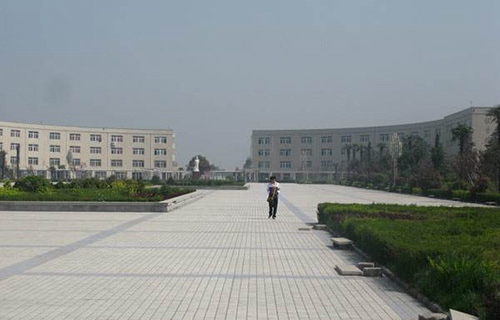 西安汽車科技職業(yè)學校