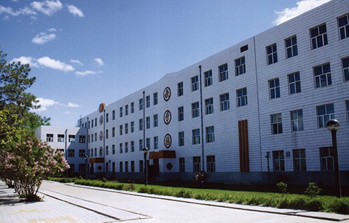 鎮(zhèn)原興華職中