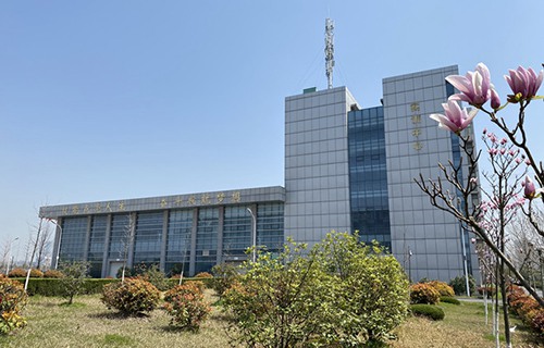 鎮(zhèn)原興華職中